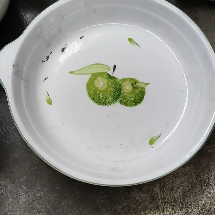 竹****陶瓷盘子口尽22.5里米两个