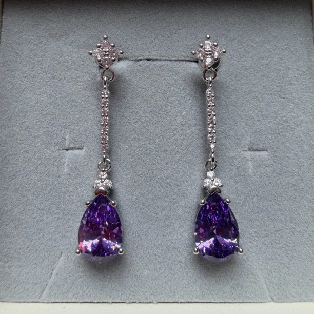 紫色经典耳饰耳饰888