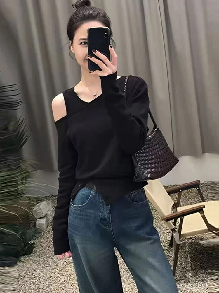 韩系早秋穿搭长袖针织衫女2025新款秋季内搭打底衫设计感露肩上衣