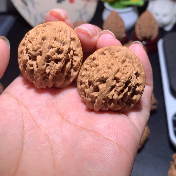 吊坠文玩核桃盘龙虎头