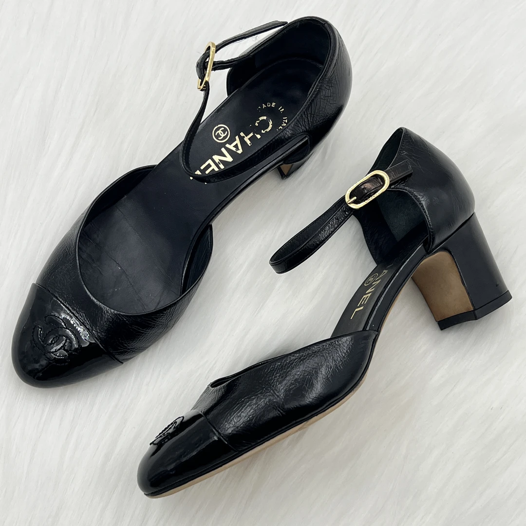 95新 Chanel/香奈儿 做旧羊皮一字带单鞋 36.5码 公价1.3w j5021