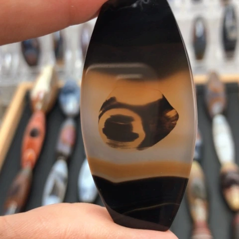 未镶嵌玛瑙/玉髓珠宝半成品