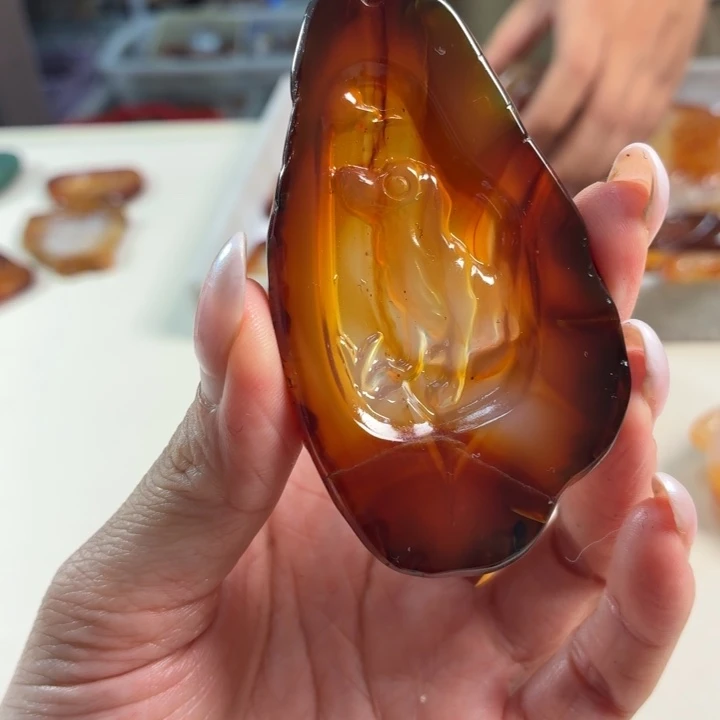 玛瑙/玉髓未镶嵌吊坠(不含链)