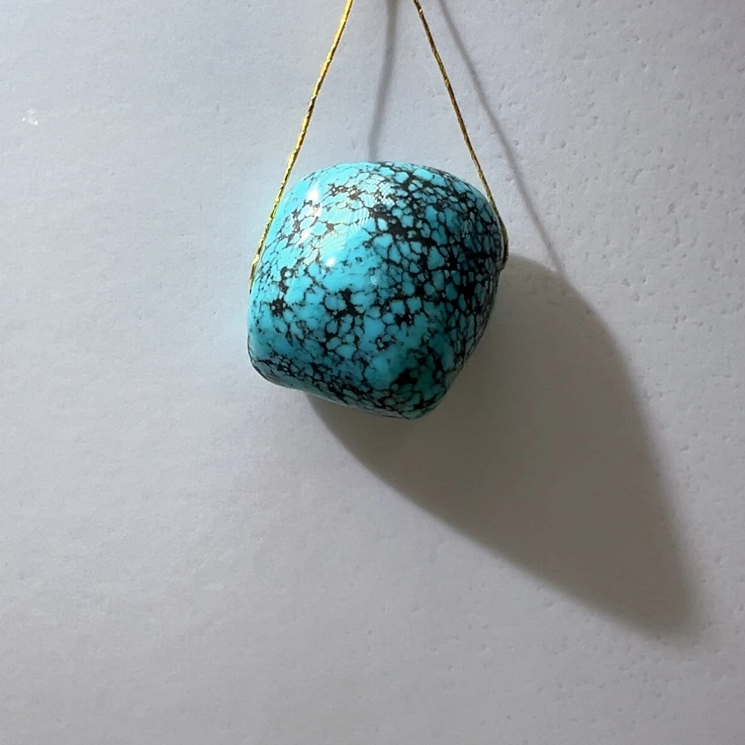 绿松石未镶嵌挂件