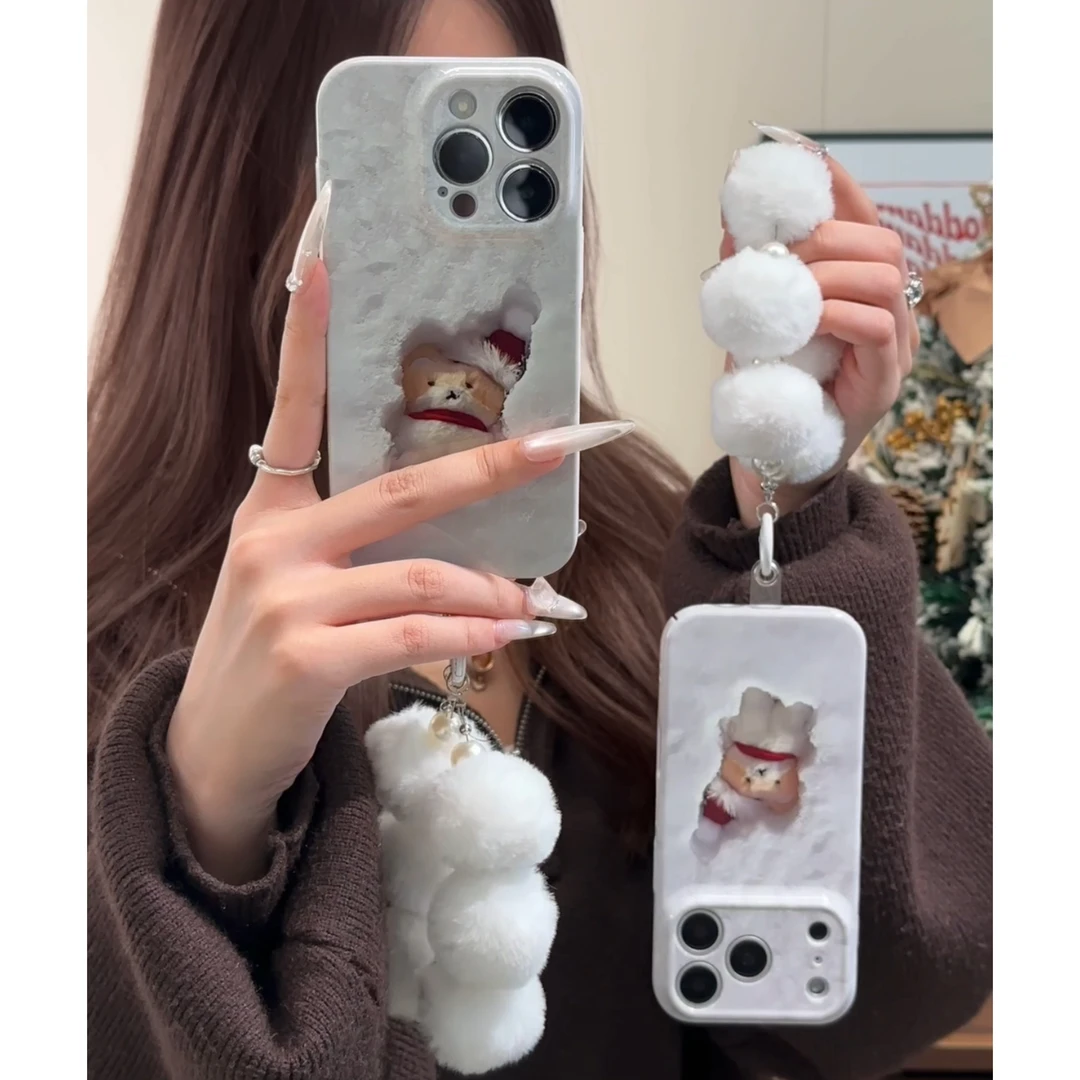 冬日雪地可爱小熊适用苹果17挂绳16菲林手机壳华为vivo小米15oppo