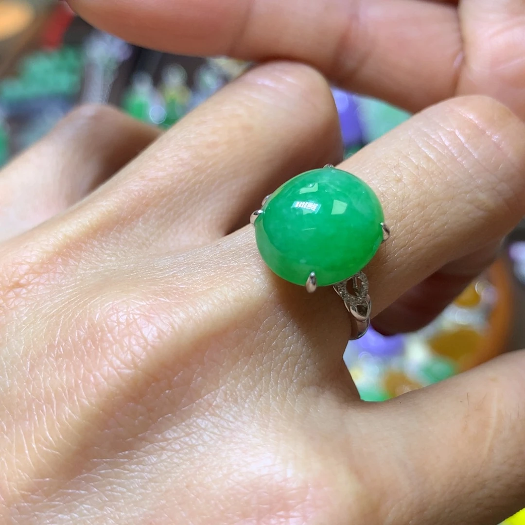 【闪购商品】翡翠颈饰18K金镶嵌翡翠