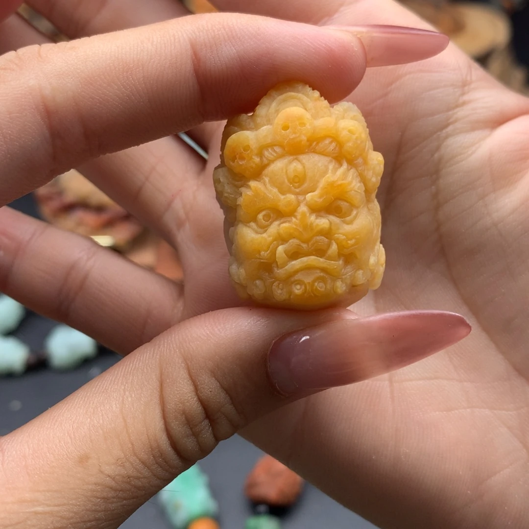 江***定制翡翠未镶嵌翡翠