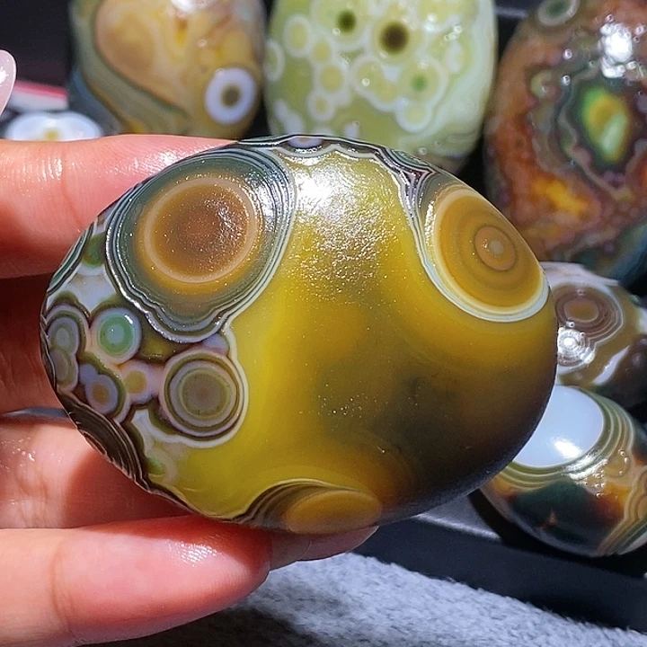 玛瑙/玉髓未镶嵌珠宝奇石51