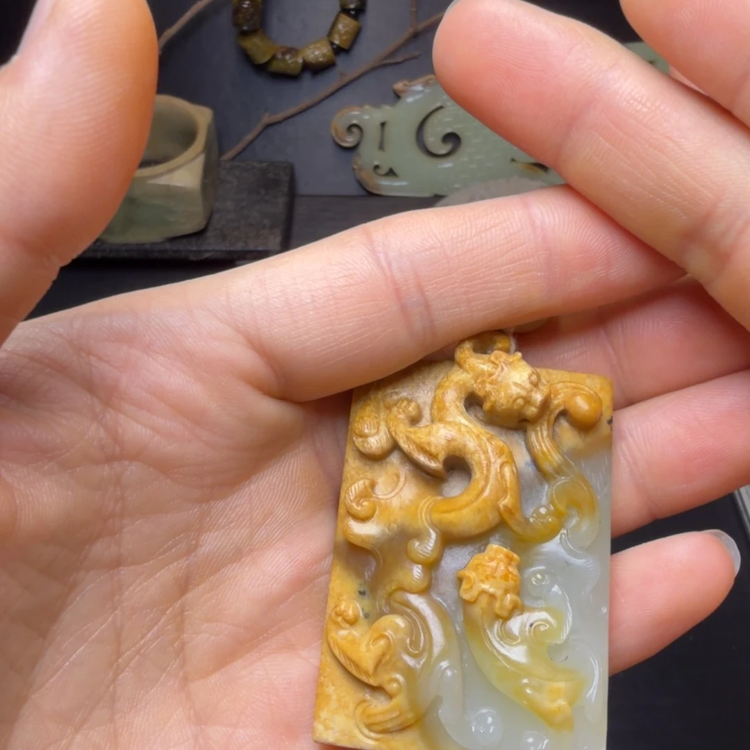 美***民和田玉（糖玉）未镶嵌挂件单牌子