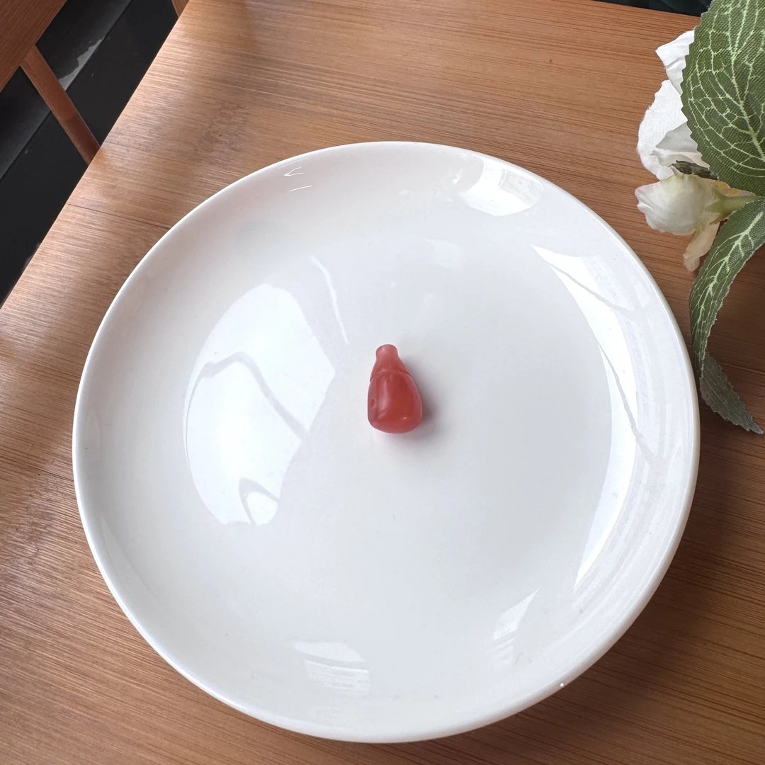 【珠宝厂长】约3-4g保山南红三通配件