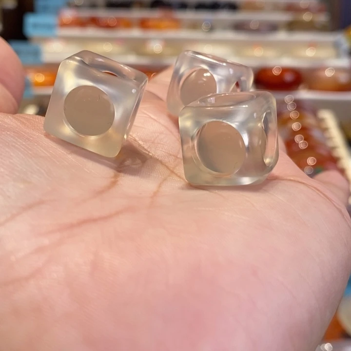 手镯玛瑙/玉髓未镶嵌