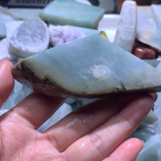 翡翠未镶嵌颈饰翡翠边角料