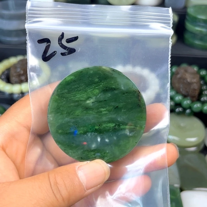 和田玉未镶嵌珠宝半成品