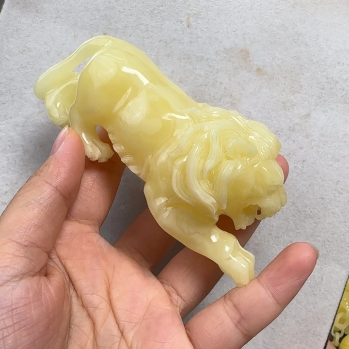 未镶嵌蜜蜡珠宝奇石