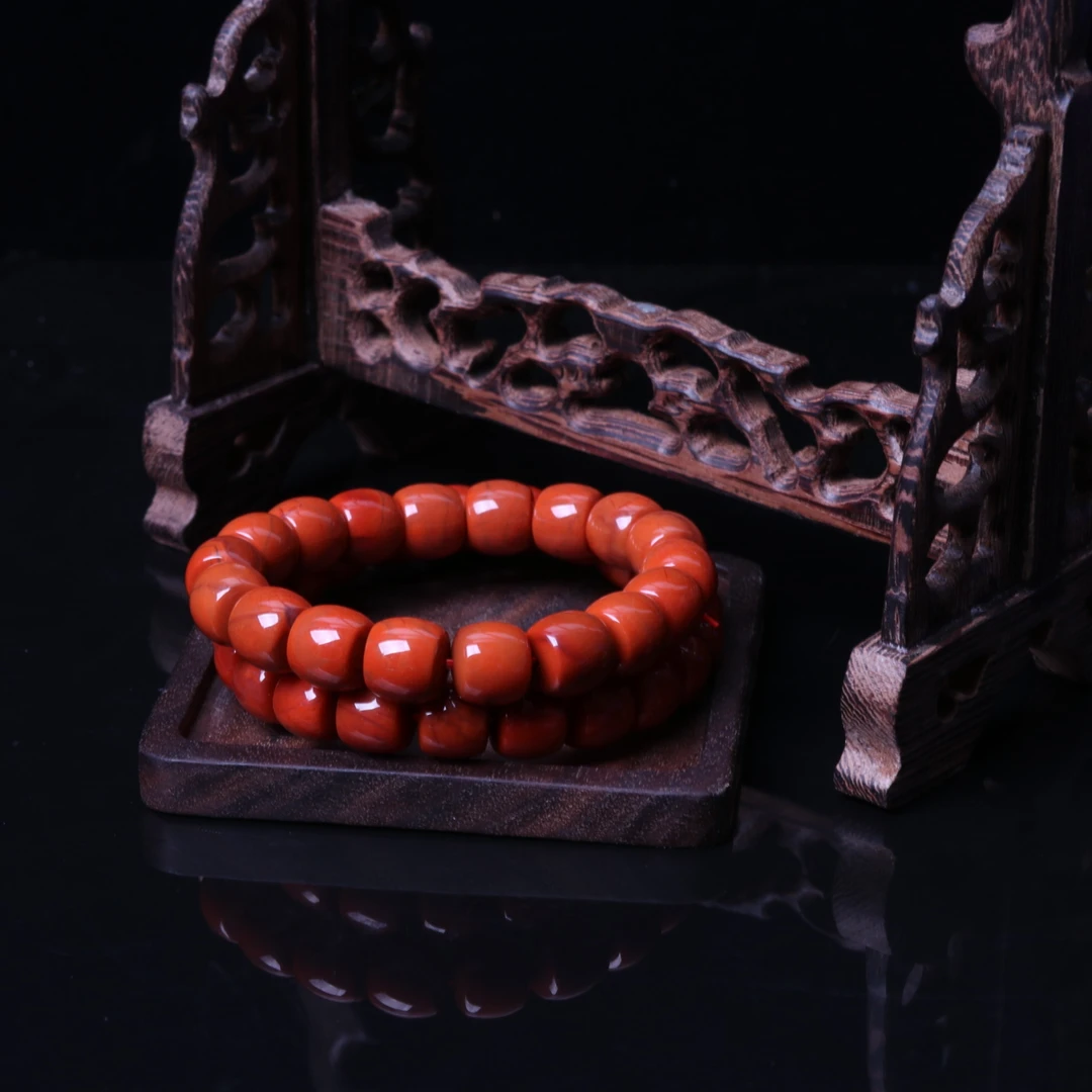 高品精美南红玛瑙12mm左右直切手串一条N594（多样性发其一）