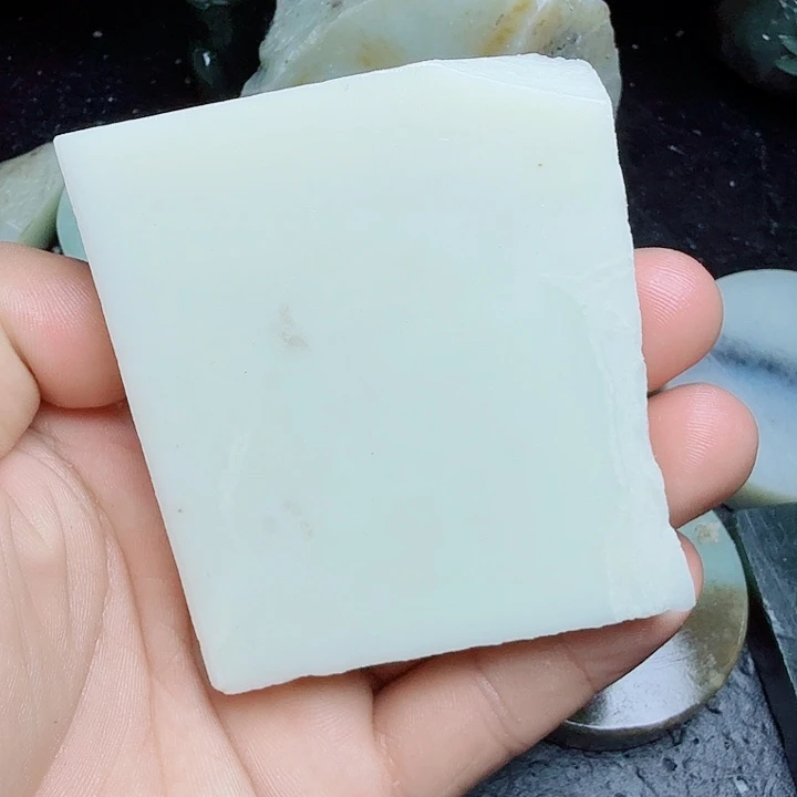未镶嵌和田玉（糖玉）珠宝奇石