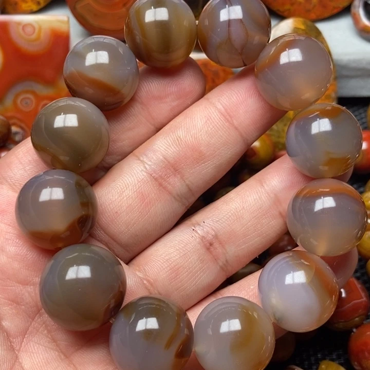 玛瑙/玉髓手串未镶嵌