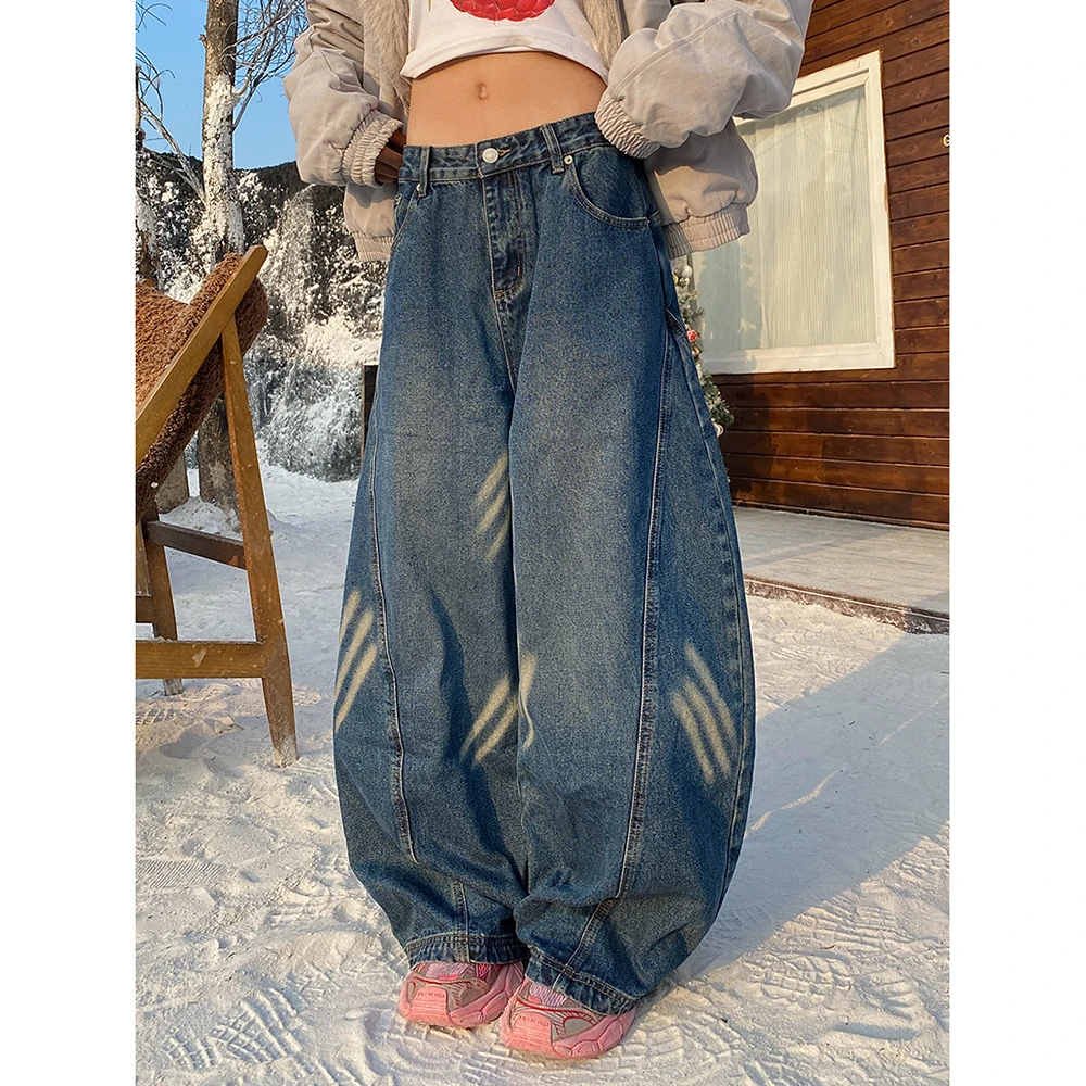 美式复古水洗做旧设计感弯刀牛仔裤女秋季休闲宽松直筒阔腿裤子潮