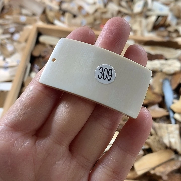 泥塑不打孔联系客服