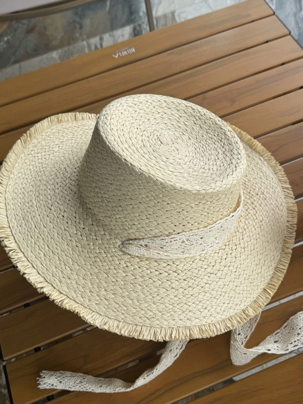 帽子极简遮阳帽夏天休闲草编夏季草帽时尚平顶四季可用