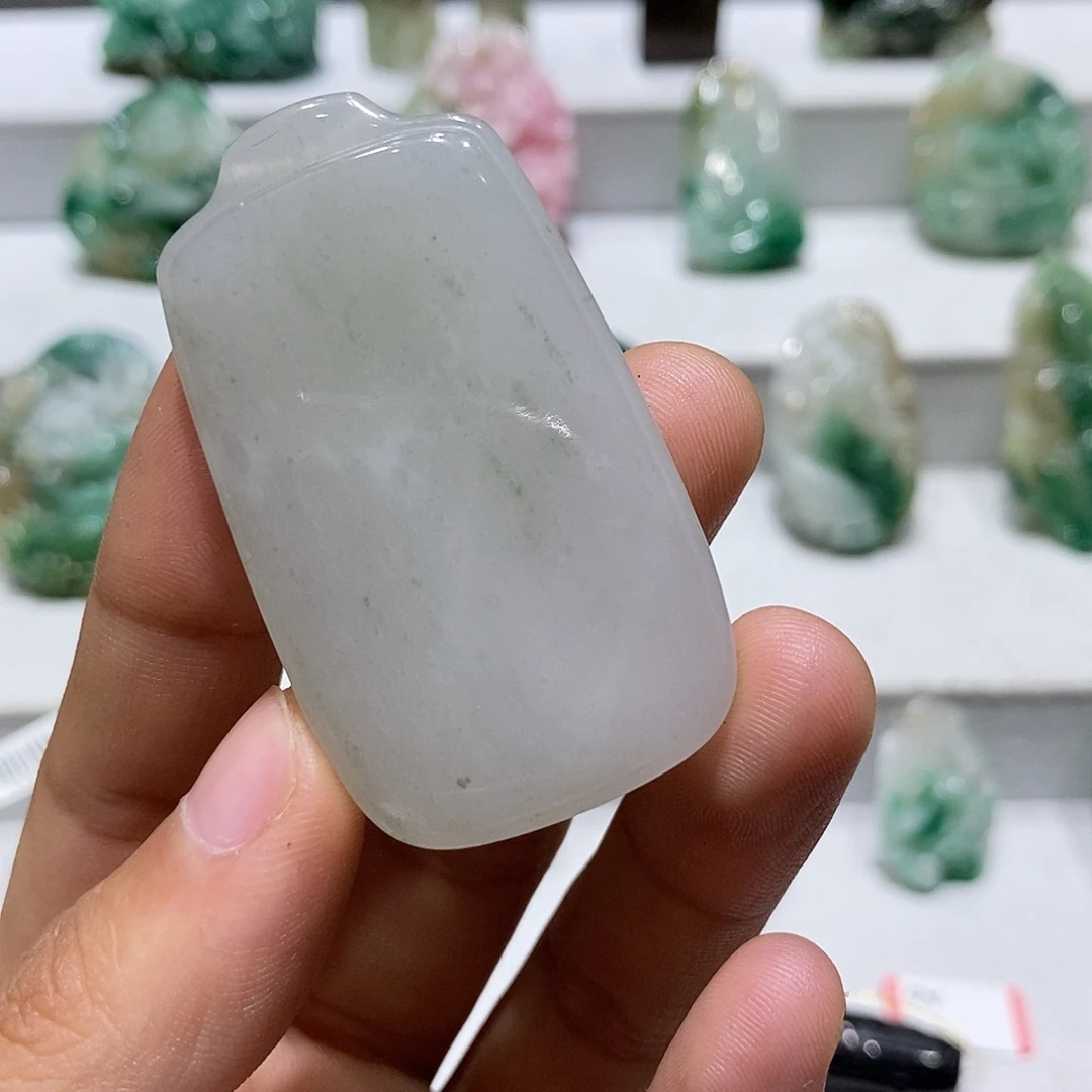 独山玉未镶嵌吊坠