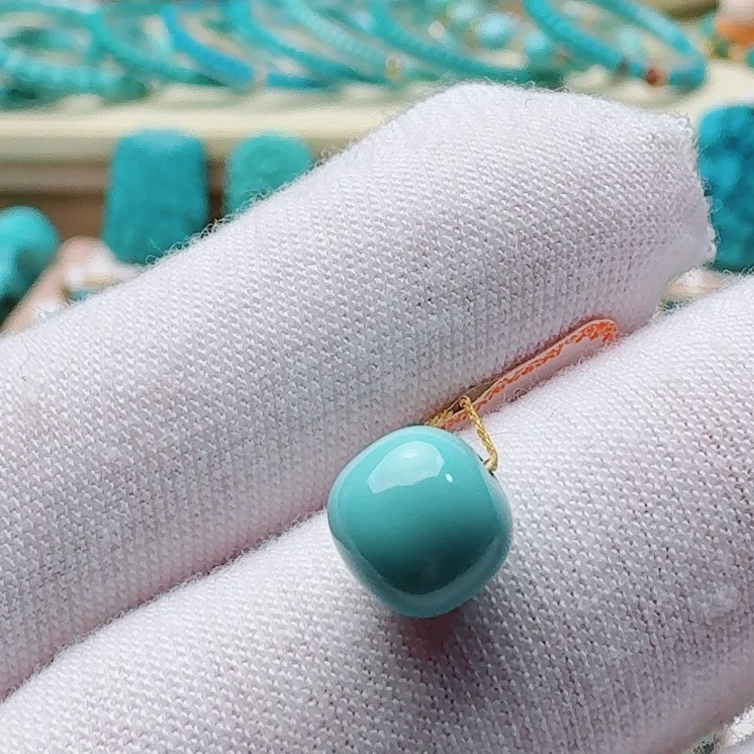 绿松石未镶嵌高瓷绿老型7.5