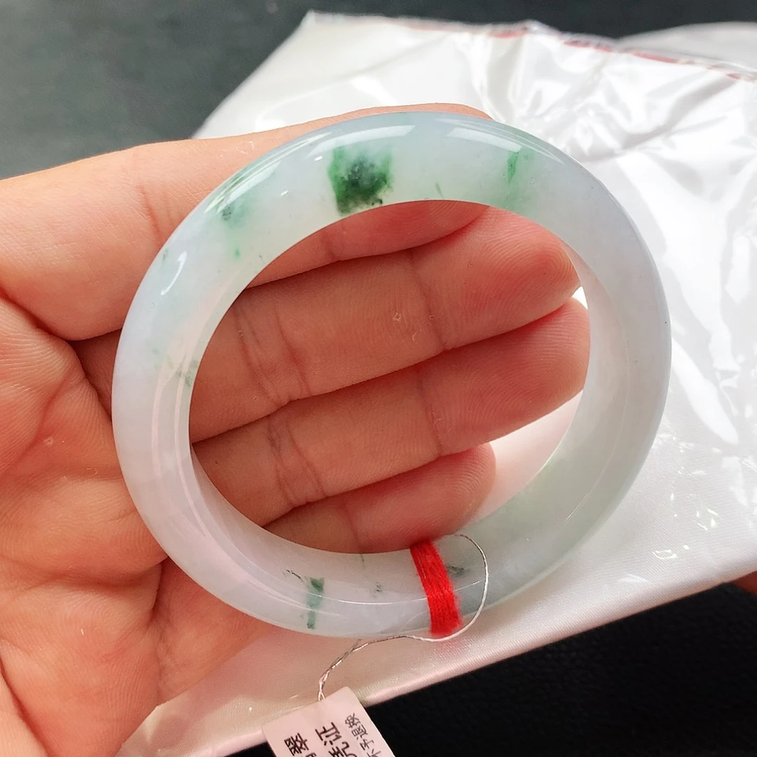 未镶嵌手镯翡翠天然翡翠手镯