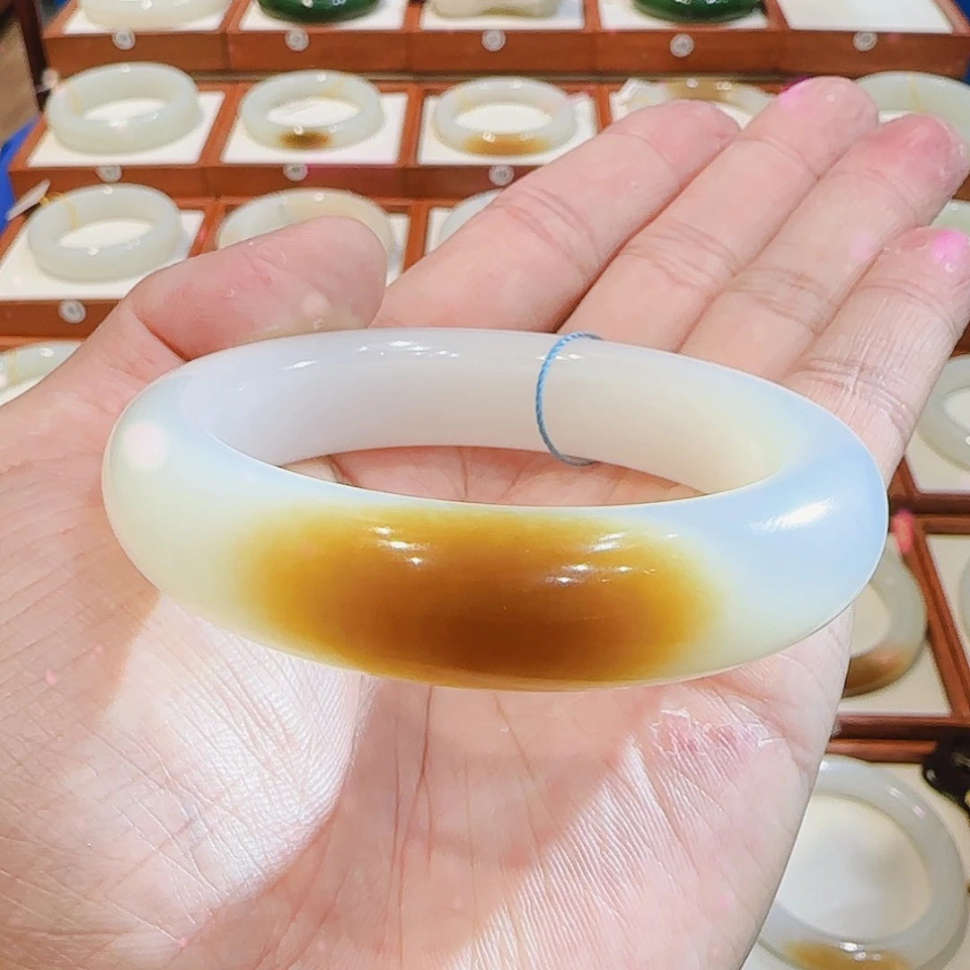 和田玉未镶嵌手镯且末传承级亮红糖56 57 58