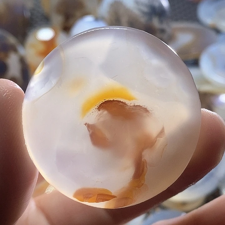 玛瑙/玉髓颈饰未镶嵌好**真