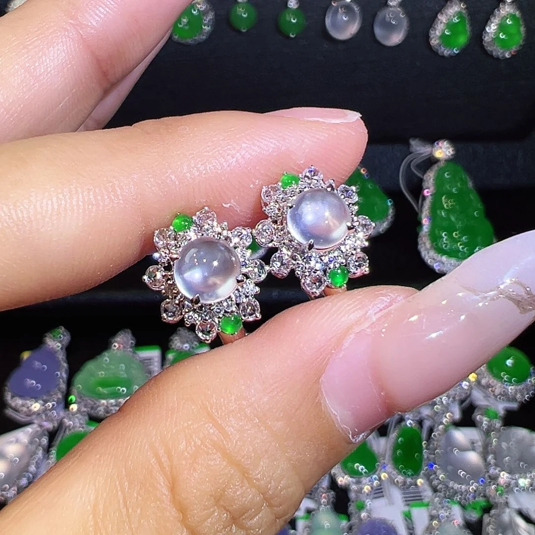 翡翠18K金镶嵌耳饰翡翠