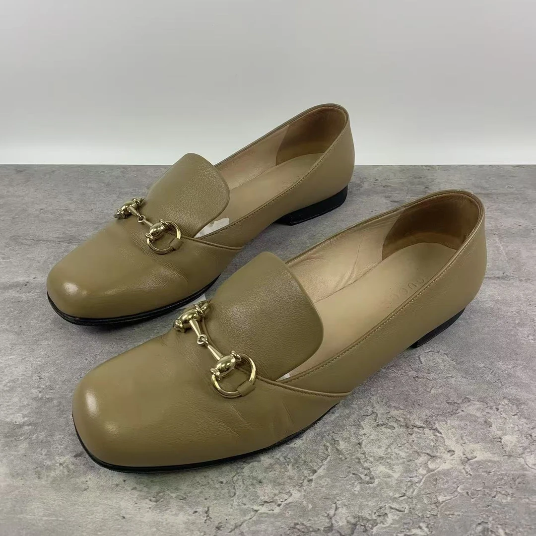 95新 GUCCI/古驰 38码/米亚女鞋/卡其色女士时尚乐福鞋 xxs1105