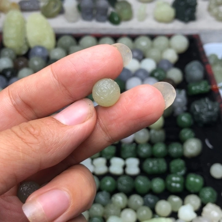 【闪购商品】和田玉未镶嵌颈饰?****你