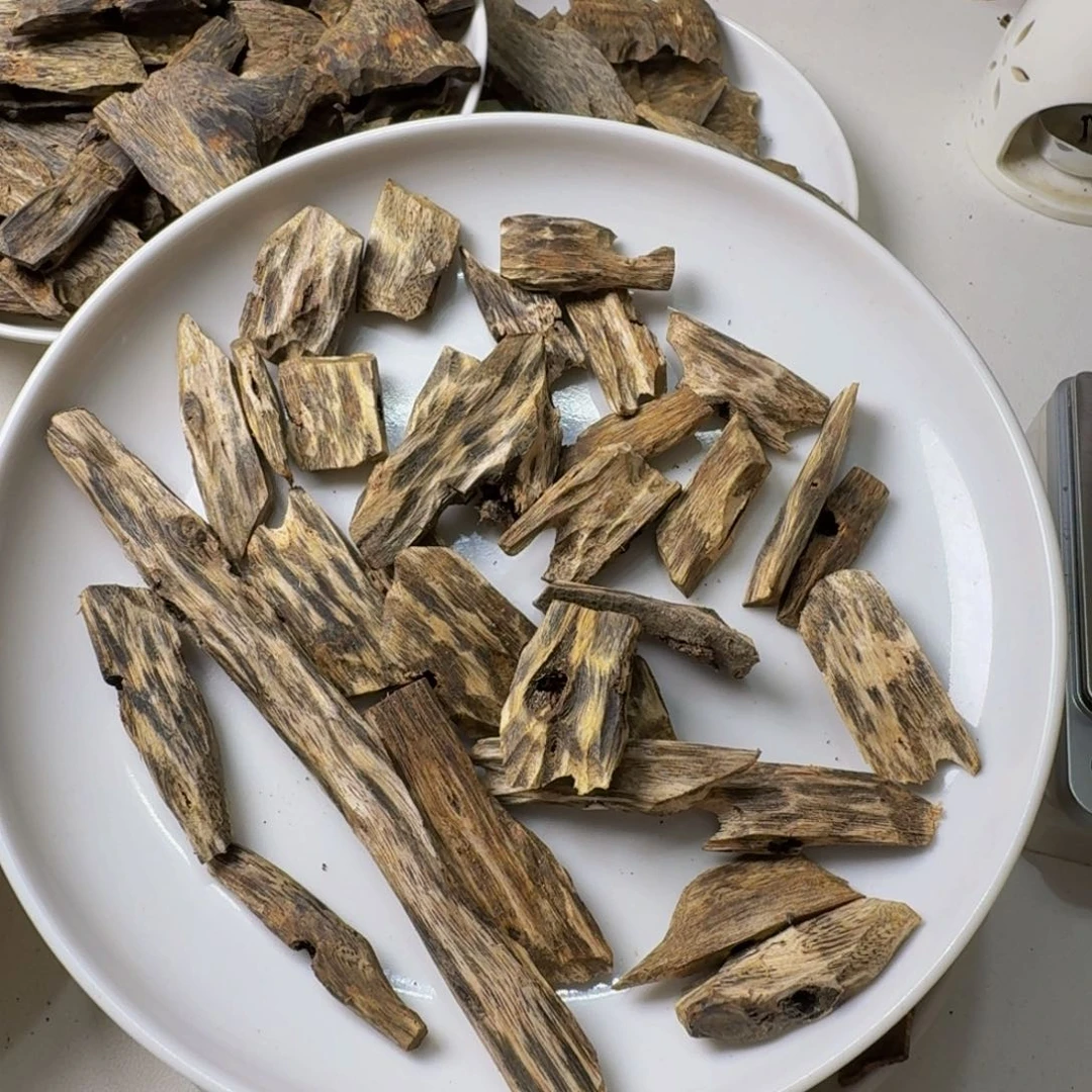 沉香碎屑沉香篮*陆河凹身70克