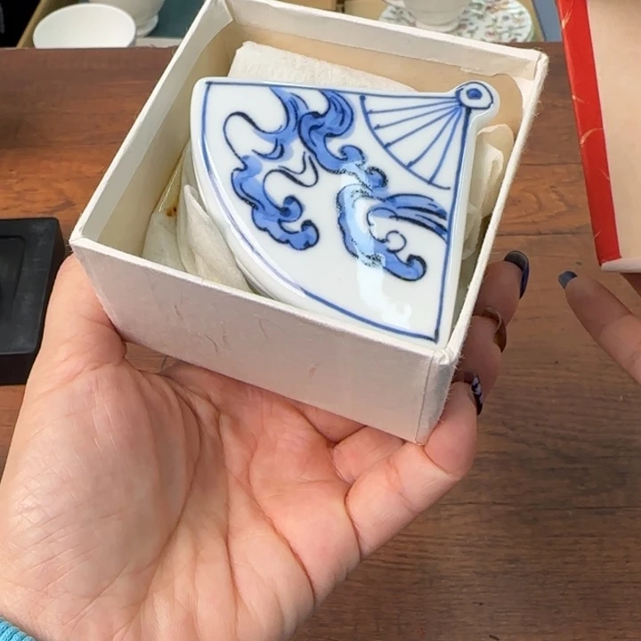 一****一一个陶瓷物件哈哈哈哈