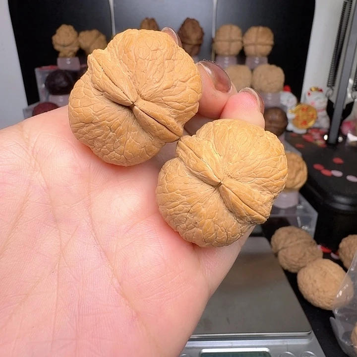 吊坠文玩核桃193号车37尺寸蛇皮球子轻微开裂