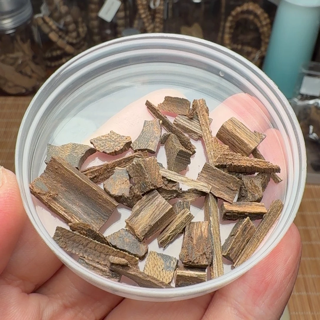 沉香正区文莱黑棋碎料3g+