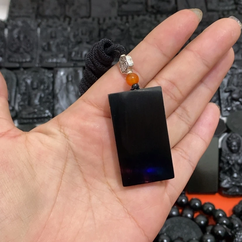 【闪购商品】未镶嵌蛇纹石玉颈饰