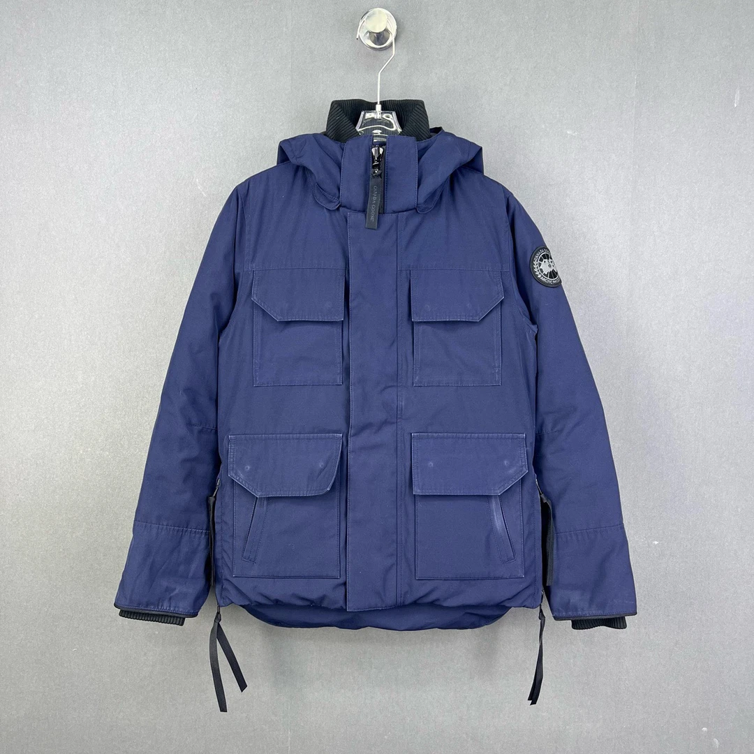 95新 CANADA GOOSE XS码/蓝色连帽短款黑标羽绒服外套/12504587