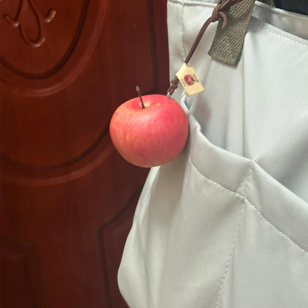 仿真苹果包包挂件有趣保平安车挂钥匙扣配饰防丢送朋友闺蜜礼物