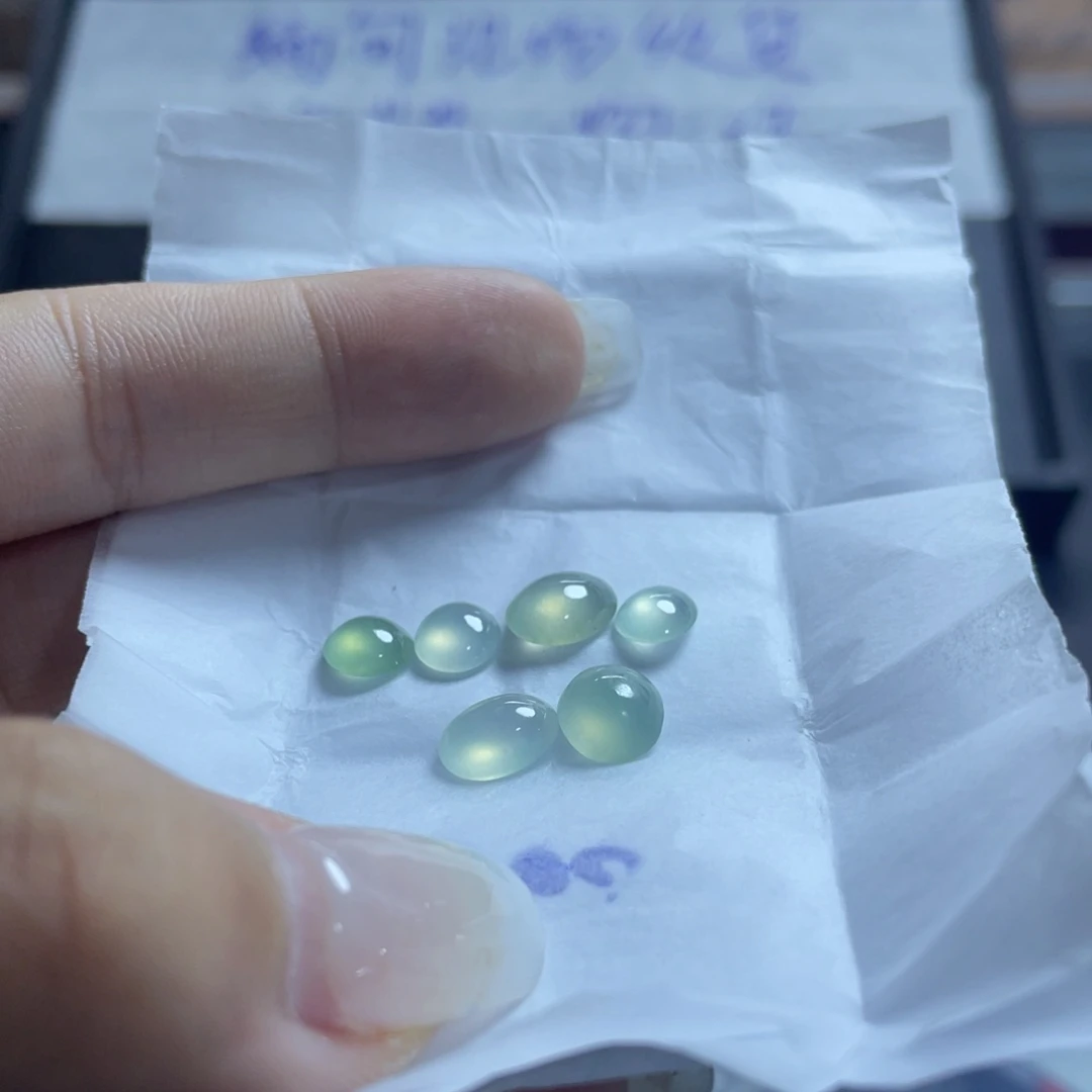 未镶嵌定制翡翠翡翠蛋面