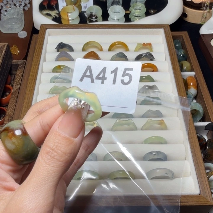 蛇纹石玉未镶嵌戒指18.1