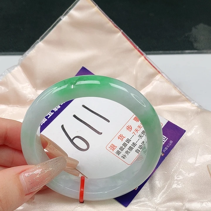 未镶嵌手镯翡翠翡翠手镯