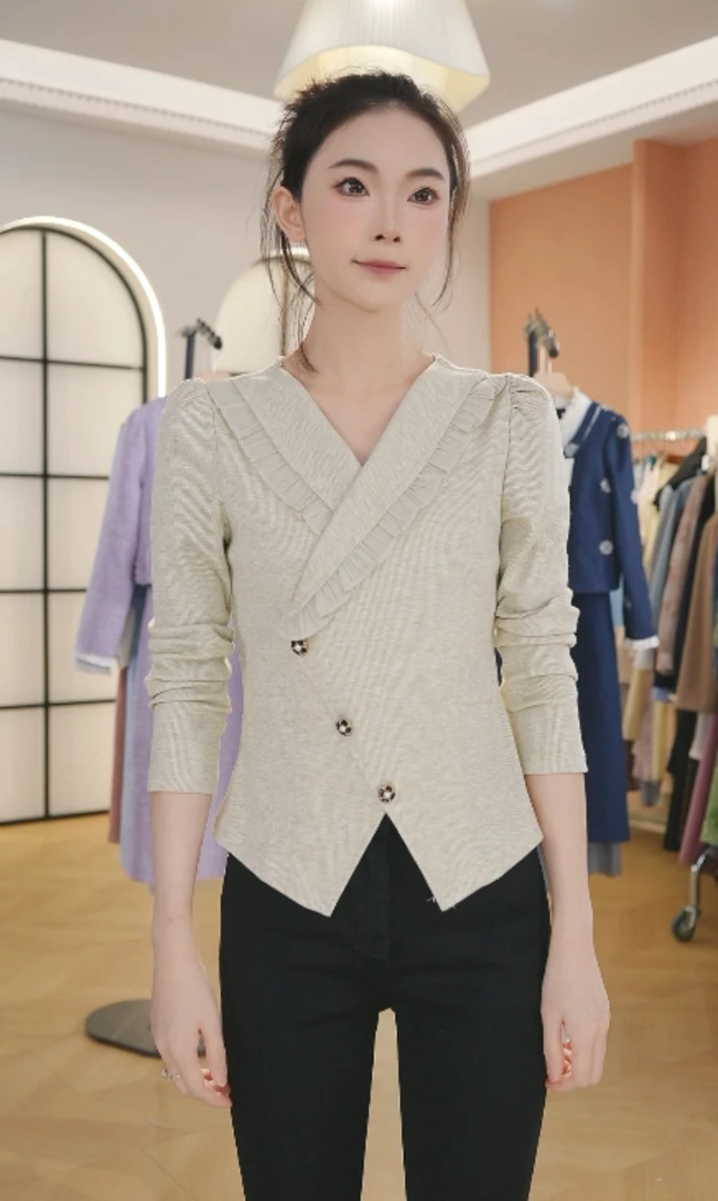 F3036荷叶边交叉V领长袖衬衫春季新款显瘦时尚修身显瘦温柔上衣