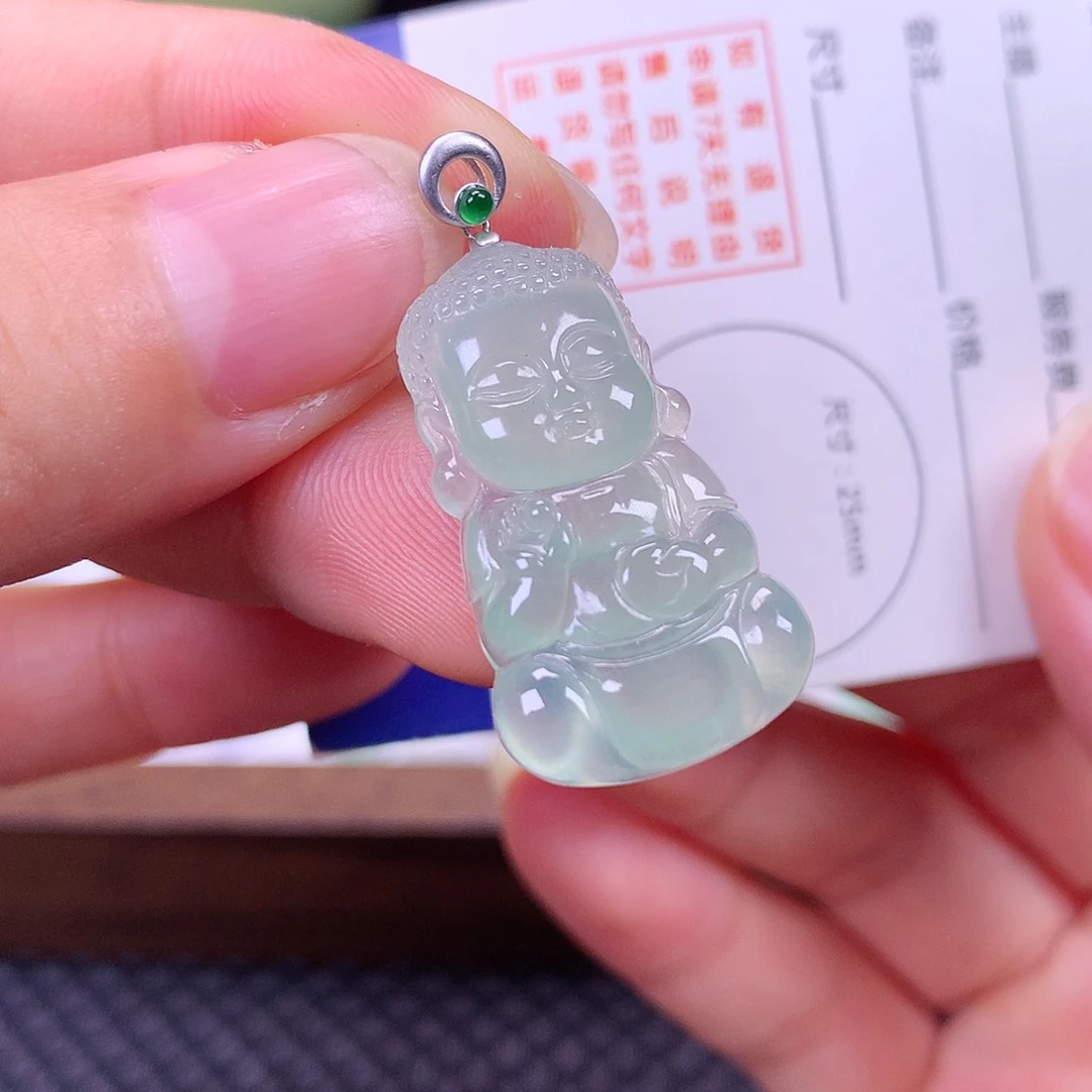 颈饰18K金镶嵌翡翠翡翠