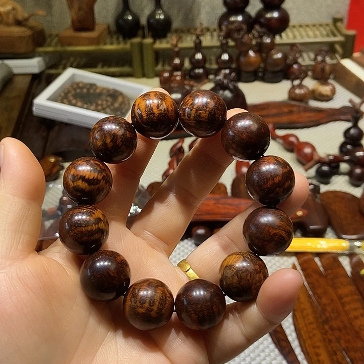 子**鸣南美蛇纹木2.0一条