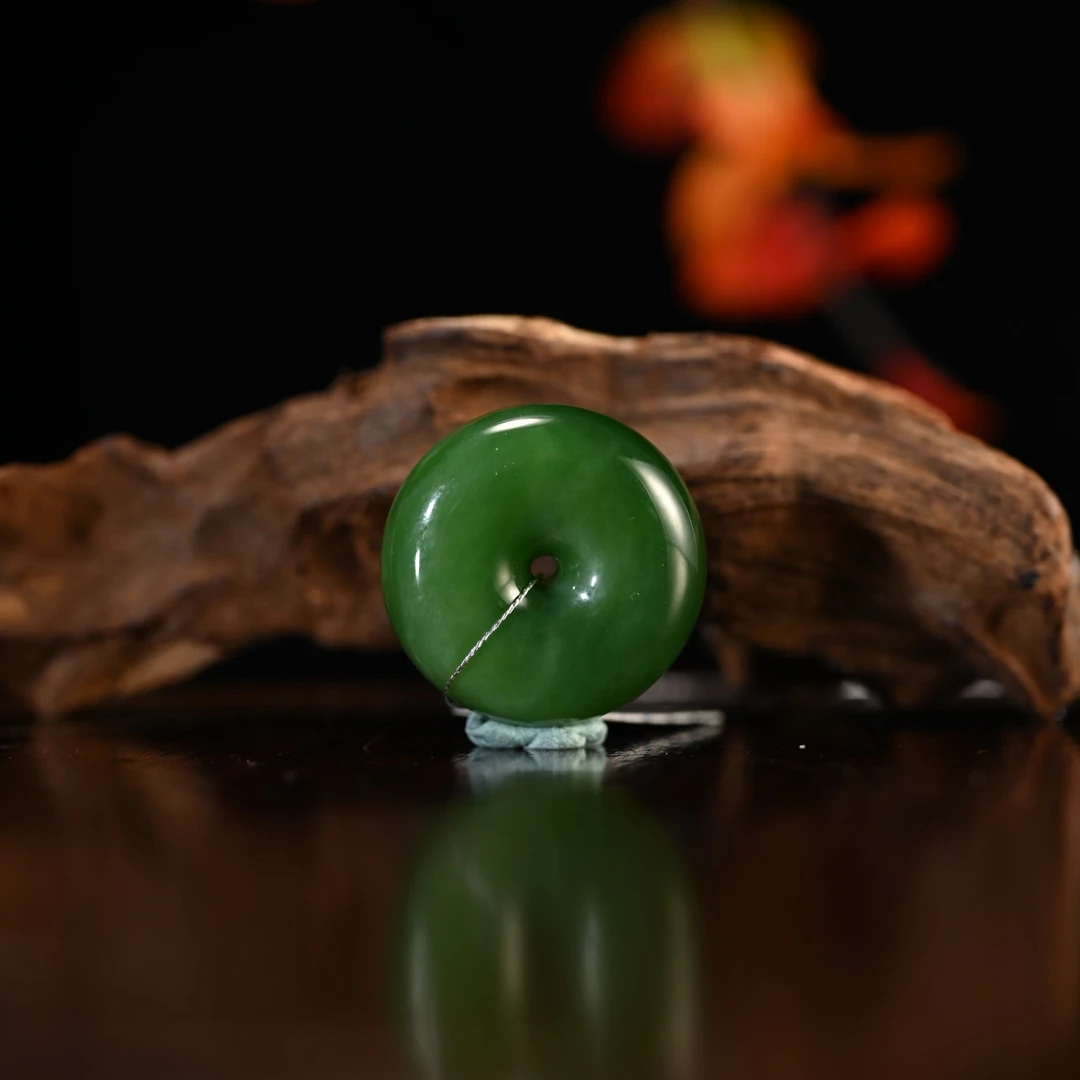 lot8834 2512070037和田玉碧玉平安扣挂件/保利