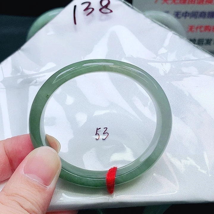 翡翠未镶嵌手镯138