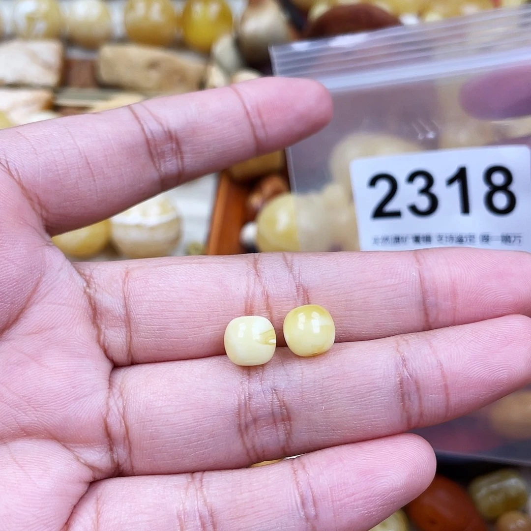 未镶嵌蜜蜡珠宝奇石沙眼8.5