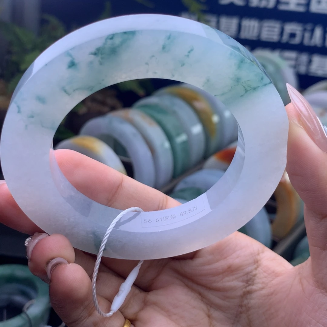 定制翡翠未镶嵌手镯不退不换