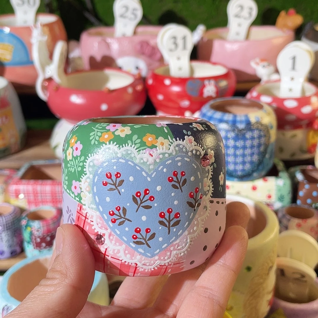 红陶缝补…..手工手绘爱心